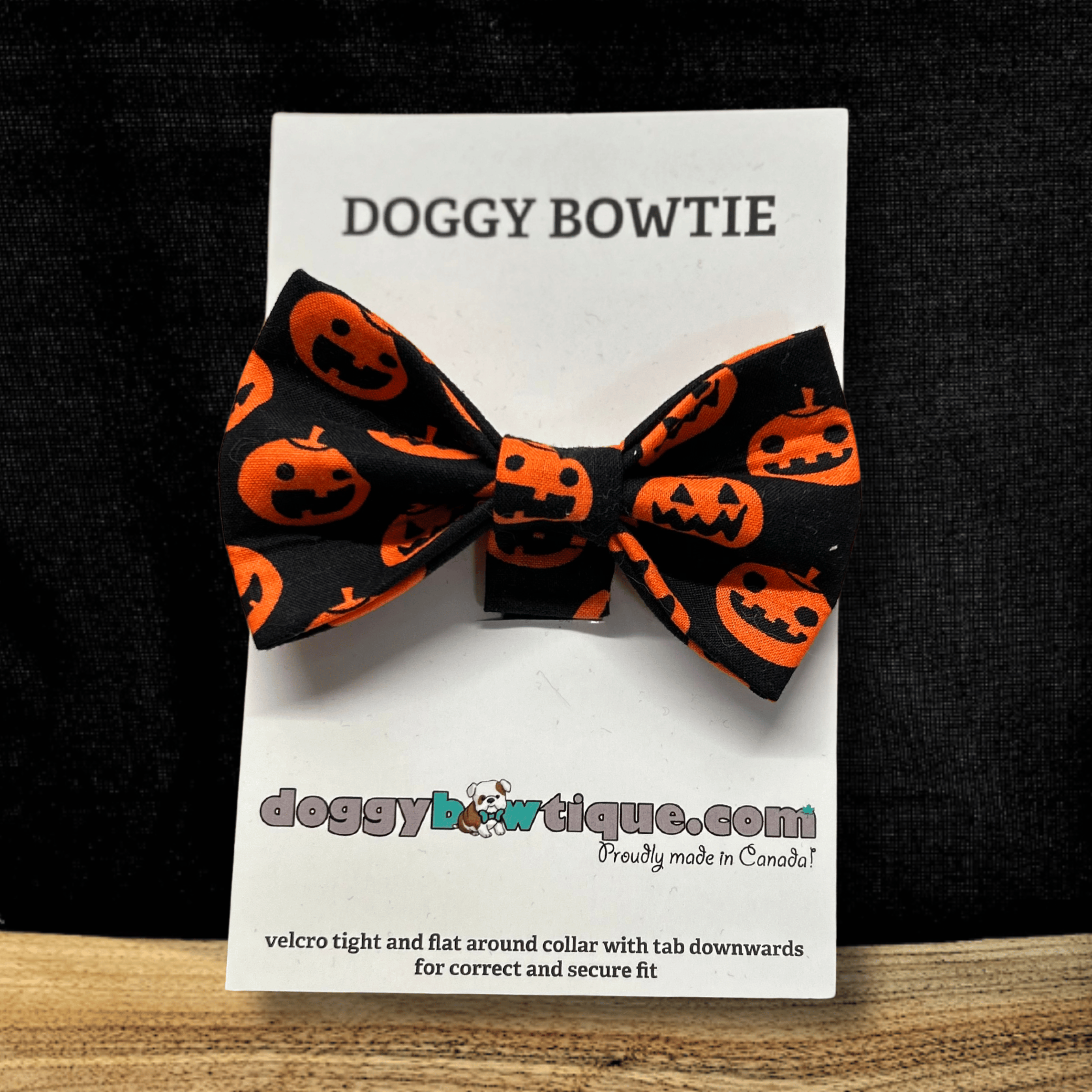 Bark-o-ween Bowtie - Blk/Org Jack-o-Lantern REG (MED/LRG)