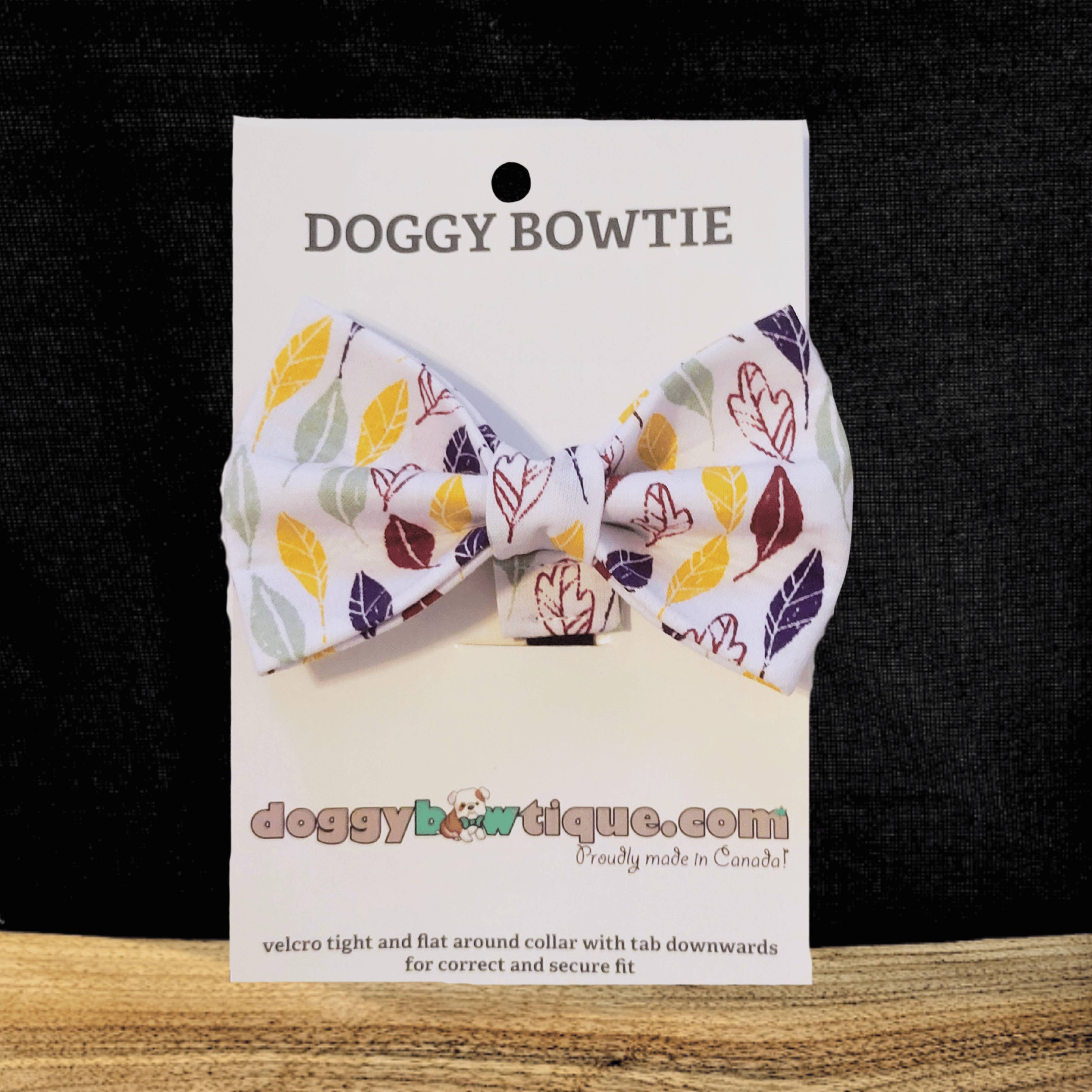 Bark-o-ween Bowtie - Wht/Multi Autumn REG (MED/LRG)